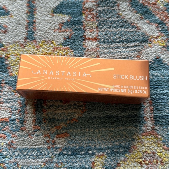 Anastasia Beverly Hills Stick Blush in Latte - Picture 3 of 6